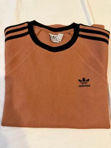 새상품급 adidas 리브 반팔 T셔츠 XL
