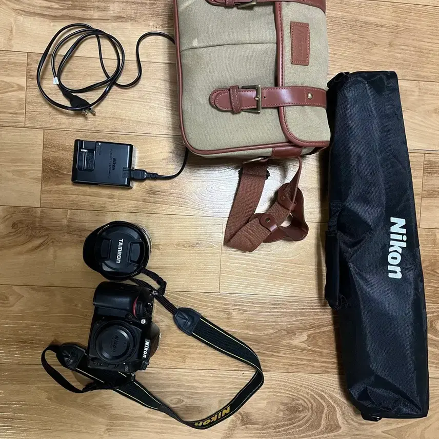 니콘 D7200 카메라 풀세트 + 탐론 16-300