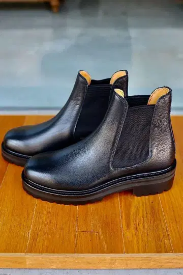 FOOTWORKS WOMENS Side Gore Boots