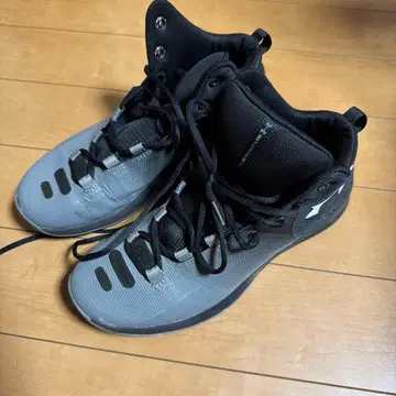 UNDER ARMOUR 농구화 27cm compfit