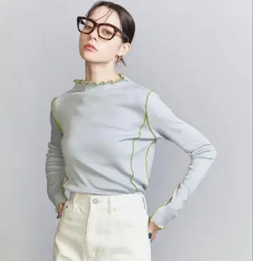 BEAUTY&YOUTH 멜로우 스티치 모크넥 티셔츠