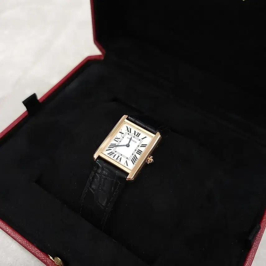 까르띠에 탱크 솔로 시계 18K 핑크골드 스몰 W5200024 사진 8