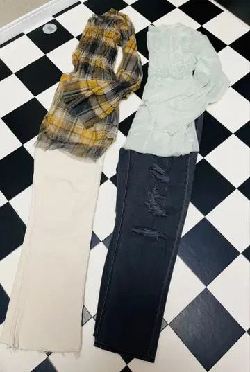 [미사용급] 여성용 코디 4세트 시어 탑 데님 ZARA AE