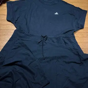 adidas 블랙 A라인 맥시 원피스 반팔 OT