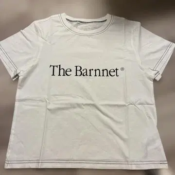 The Barnnet 화이트 로고 프린트 T셔츠