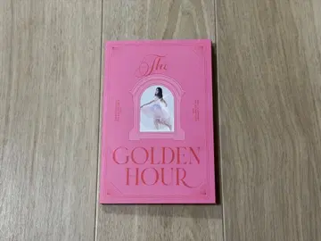 IU 2022 Concert The Golden Hour DVD