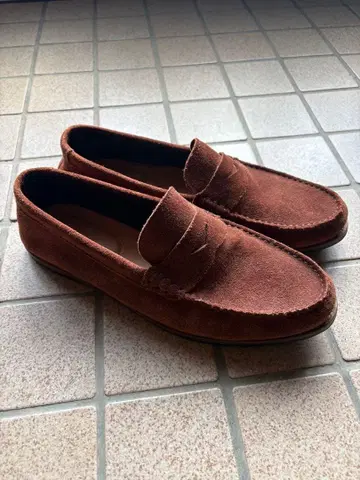 [ 새상품급 ] 클락스 스웨이드 로퍼 브라운 27.5cm Clarks