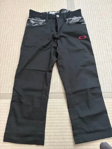 OAKLEY 블랙 팬츠 사이즈 30 카모플라쥬 포켓