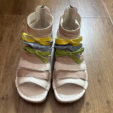 에스타시온 구르카 샌들 가죽 백지퍼 M