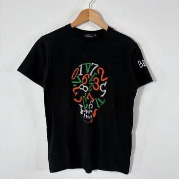 구제 의류 Beato 스컬 디자인 T셔츠 블랙 반팔