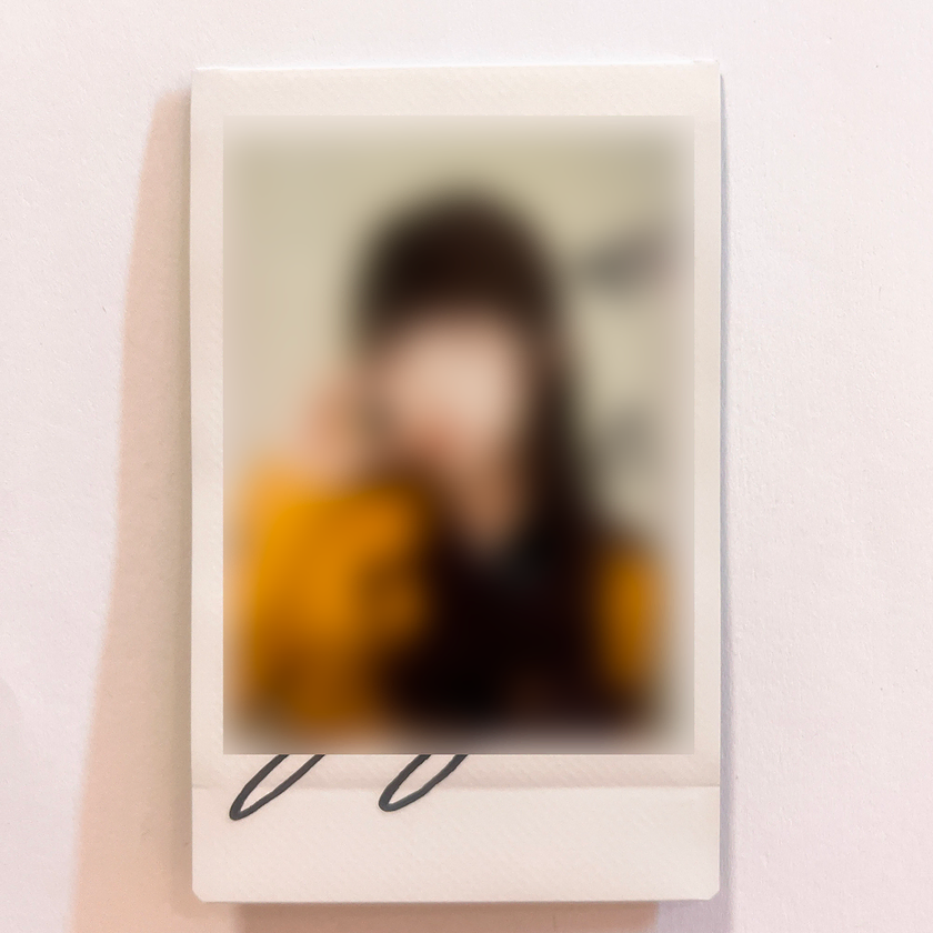 Buy LOONA Signed albums, Rare photocards on Bunjang!