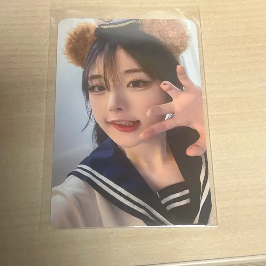 QWER hina (냥뇽녕냥) pre-order benefit sign photocard papidang
