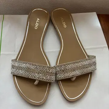 ALDO 비쥬 포함 베이지 샌들