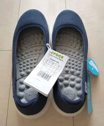 crocs 리바이바 플랫 reviva flat 24cm