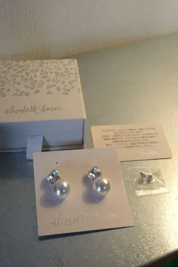 [ Elizabeth Bower ] Duet Stud 귀걸이