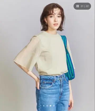 뷰티앤유스 코튼 오간자 플레어 6부 소매 니트 풀오버