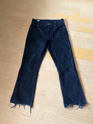ZARA 블랙 플레어 데님