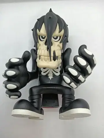 BALZAC FIENDISH GHOUL 발자크 메디콤토이