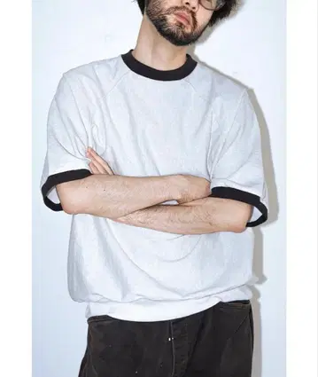 LECHOPPE blurhms 별주 Light Sweat Ringer