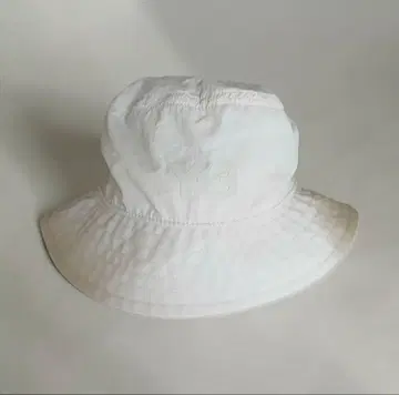 Y-3 (와이쓰리) 프론트 로고 립스탑 버킷햇 화이트