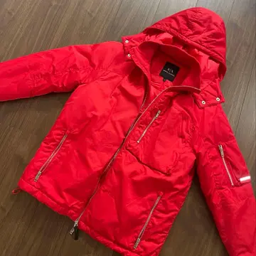 Armani Exchange 후드 부착 레드 다운 자켓 S