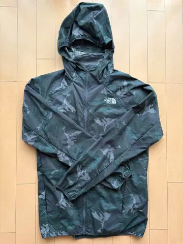 THE NORTH FACE 윈드브레이커