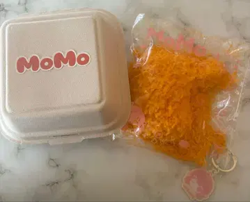 MoMo 바삭바삭 복숭아살 스퀴즈