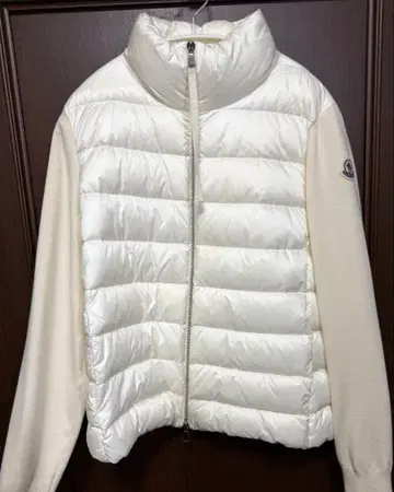 MONCLER 몽클레르 아이보리 다운 자켓 라이트 다운 니트