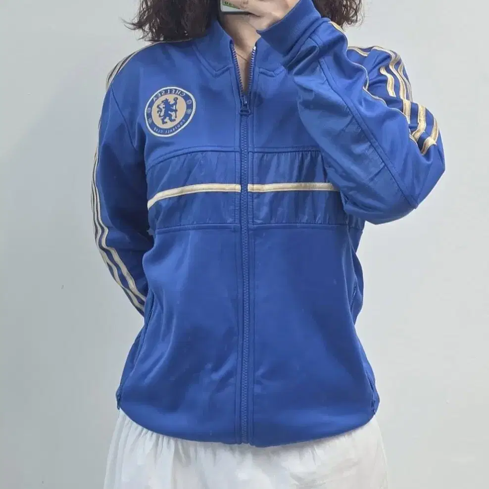 Items Similar to Adidas 15-16 Chelsea FC Training Jersey 95