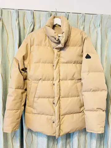 PYRENEX 베이지 다운 자켓