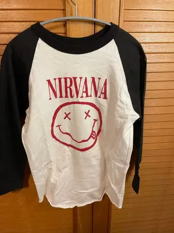 [ 80-90s vintage ] NIRVANA 래글런T 밴드T usa제