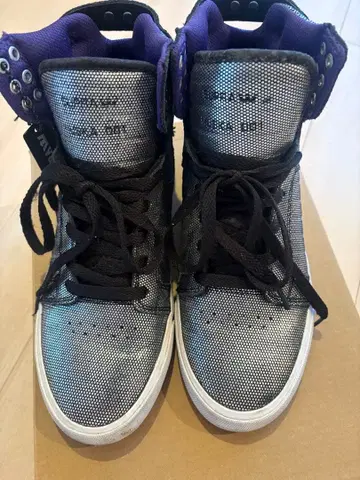 SUPRA 하이컷 스니커즈 실버/퍼플