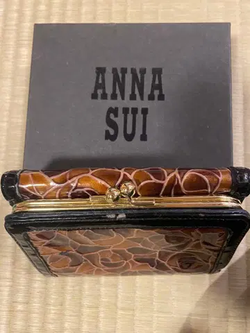 ANNA SUI 3단 접이식 지갑