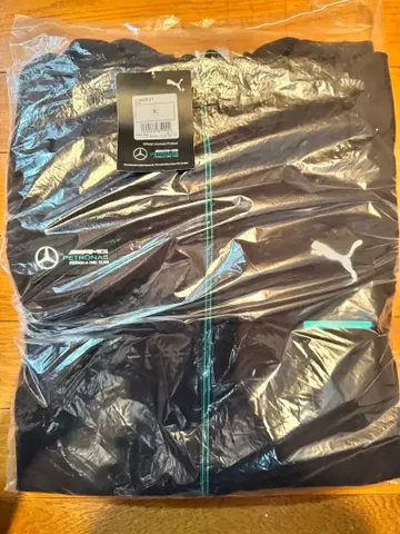 푸마 PUMA 메르세데스 AMG F-1 지퍼 후드티 페트로나스