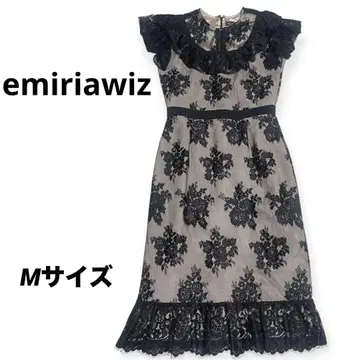 에밀리아 위즈 emiriawiz 레이스 원피스 프릴 포함 무릎 기장 블랙