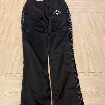 MARCELO BURLON x kappa 콜라보 팬츠