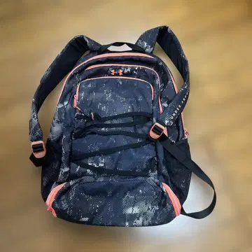 UNDER ARMOUR 스트라이프 백팩