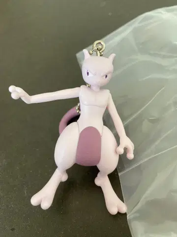 뮤츠 피규어 연보라색 투명 받침대 포함