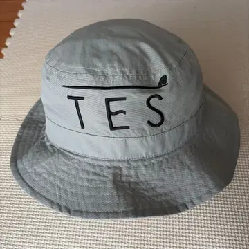 TES 로고 그레이 버킷햇