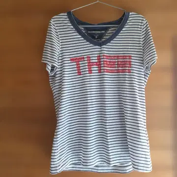[택 포함] 스트라이프 V넥 T셔츠 TOMMY HILFIGER