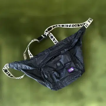 THE NORTH FACE 바디백 블랙 퍼플 라벨 나나미카