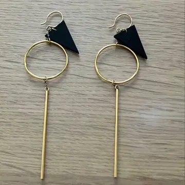 쥬에테 골드 블랙 후프 귀걸이