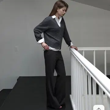 OUIE 부츠컷 슬랙스 차콜 M