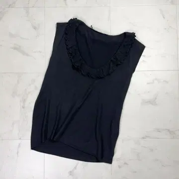SPORTMAX 슬리브리스 티셔츠 프릴 칼라 블랙 L*QD1459