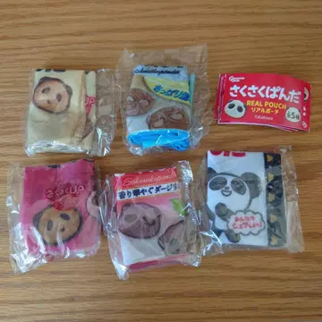 사쿠사쿠 판다 리얼 파우치
