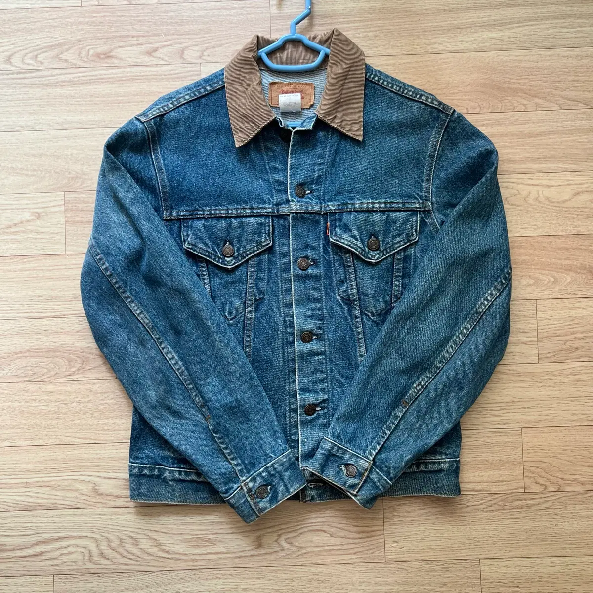 80s Levi