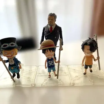 원피스 피규어 루피&에이스&사보&거프