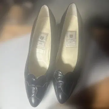 웅가로 블랙 펌프스 하트 투 힐 ungaro 레트로
