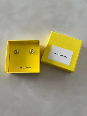 마크 제이콥스 스타 귀걸이