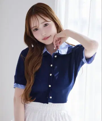 nice claup 레이어드 카라 부착 폴로 니트